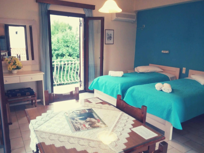 Byron Hotel