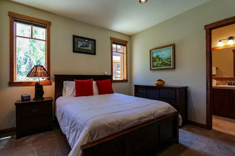 Graystone 2088 4 Bedroom Home by RedAwning