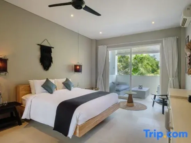 4 Bedrooms Villa