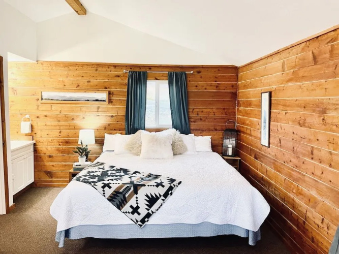 Glacier View Cabins