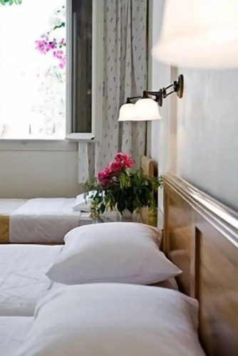 Standard Triple room with balcony