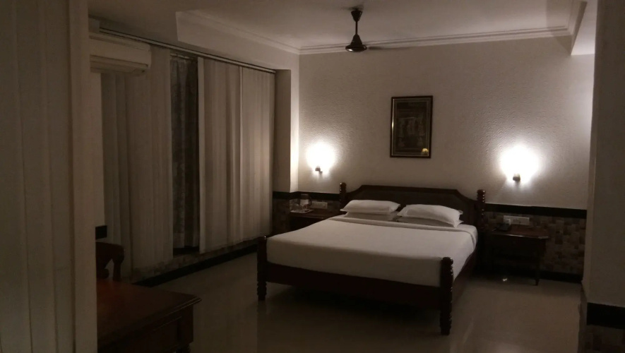 Hotel Arch Manor