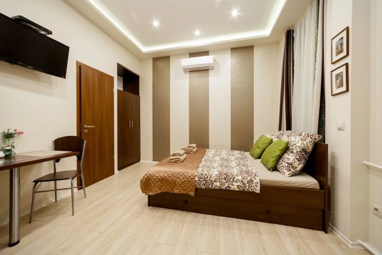 Deluxe Double Studio