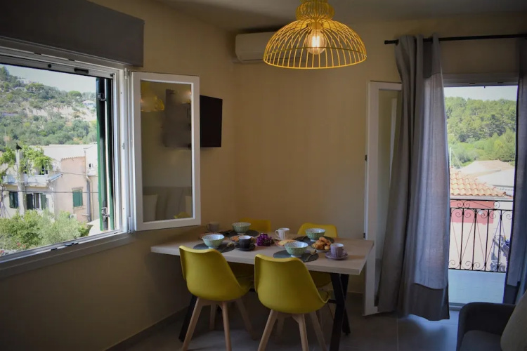 Villa Paxos