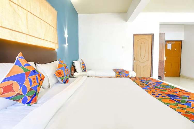 FabHotel Benz Destination