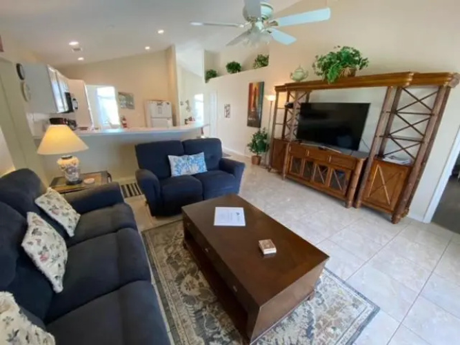 1938BEP - Golf front, split floor plan!