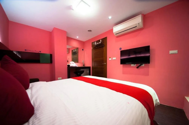 LuoDong YesFun B&B