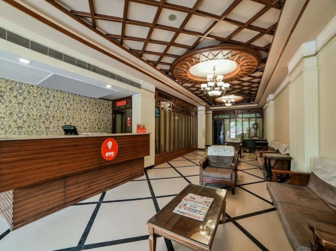 OYO 16061 Hotel Holly Hock