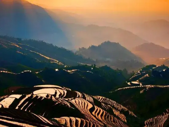 Longsheng Yaosu Express Hotel