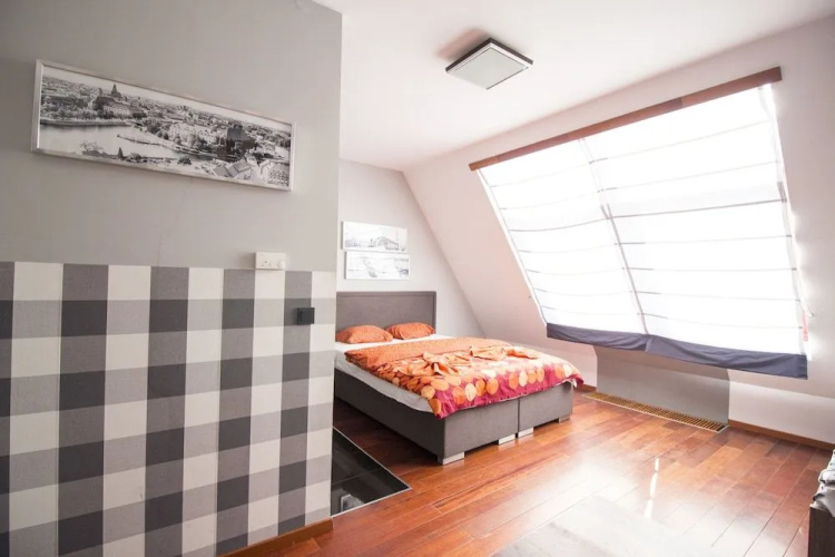 Alibi Apartments