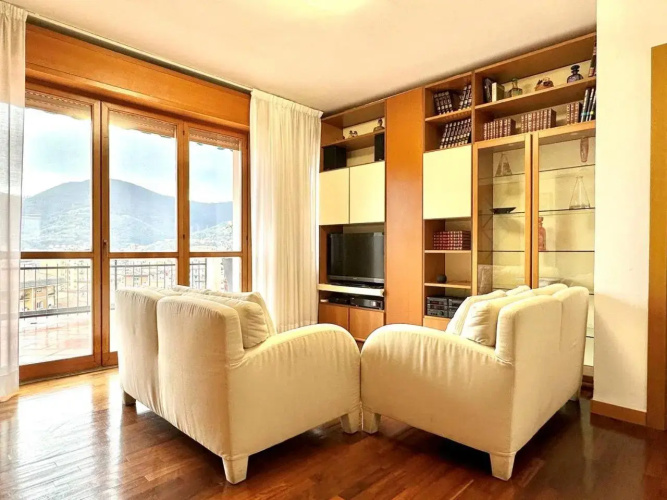Maison P. La Spezia
