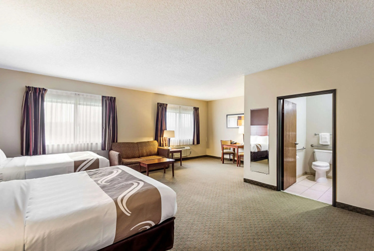 Quality Inn Sheboygan North I-43