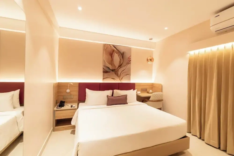 Executive room with balcony