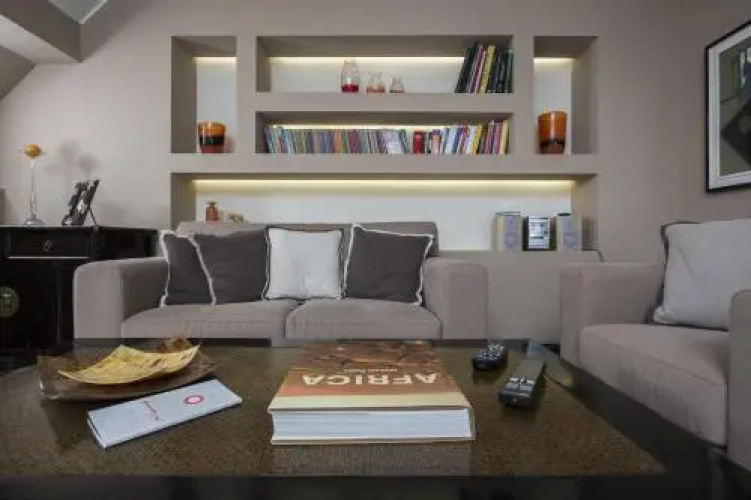 Suzzani Halldis Apartment