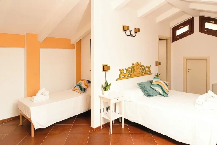 Classic Quadruple room