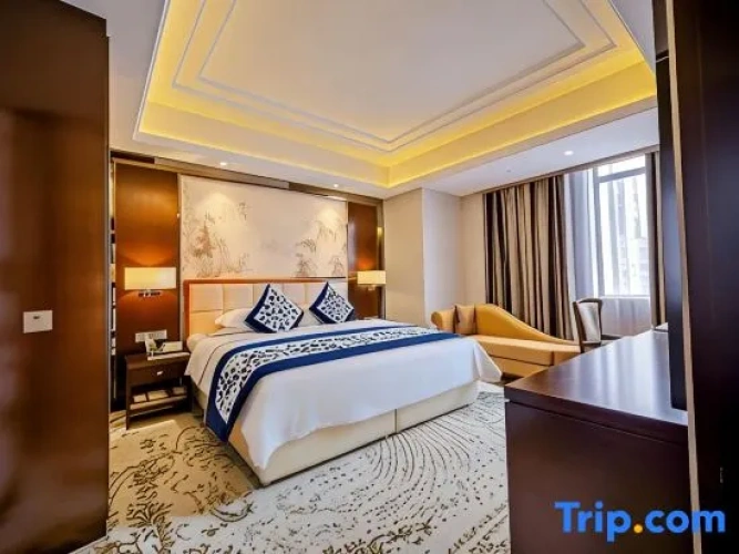 Deluxe Double Suite