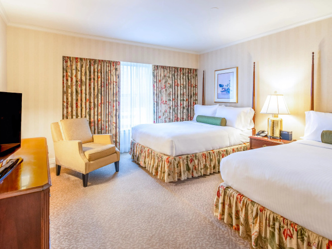 Mayflower Park Hotel