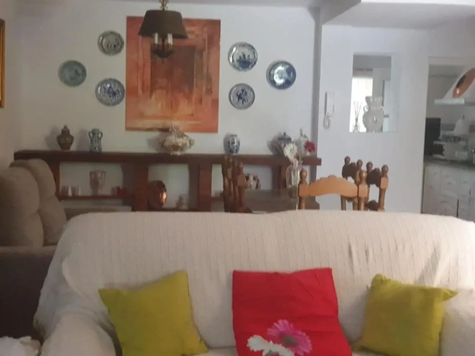 3 Bedrooms Cottage