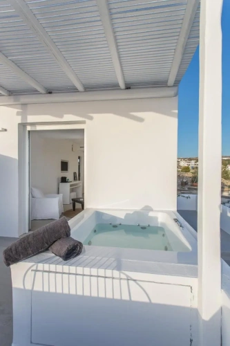 Deluxe Double room with balcony