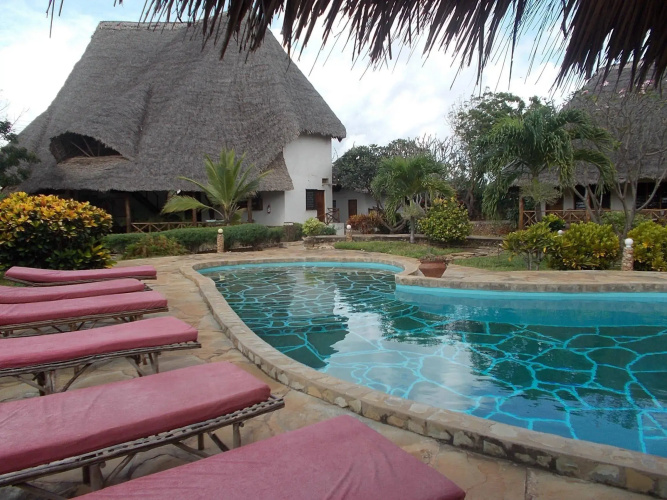 Kenga Giama Resort