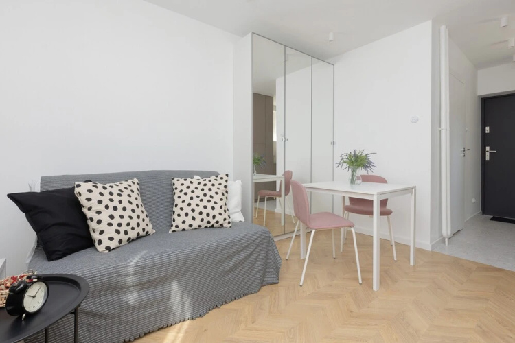 Warsaw Downtown Studio by Renters