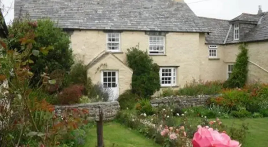 Higher Tresmorn Farm