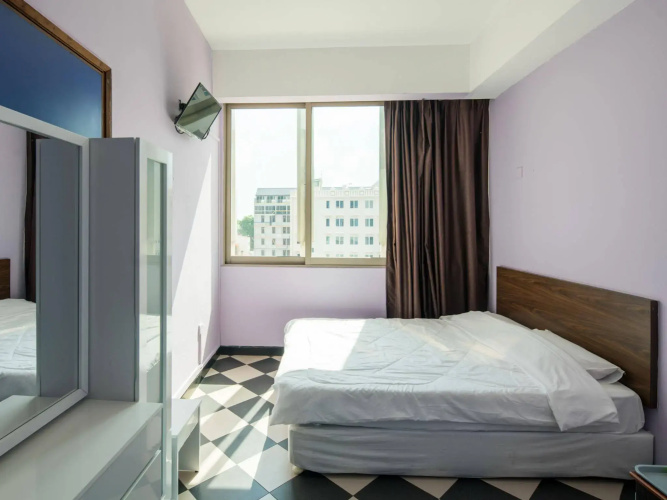 BudgetOne Hotel