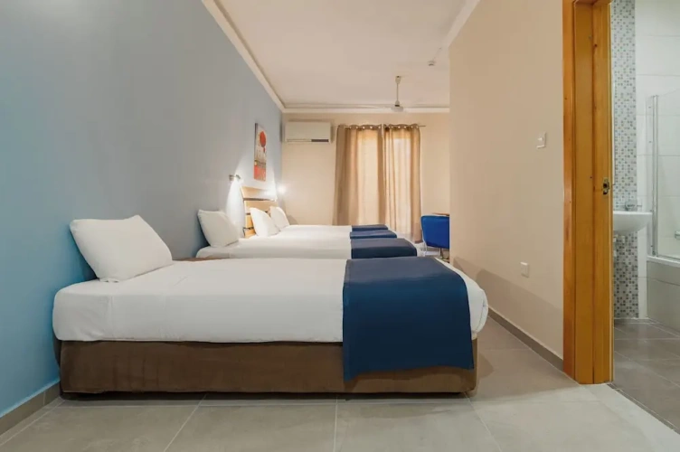 Quadruple room with balcony and with inland view