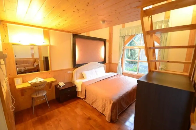 Comfort Quadruple room with balcony and with mountain view