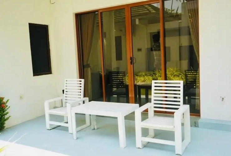 Economy room