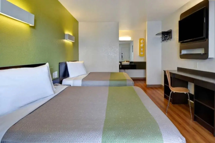 Motel 6 Destin, FL
