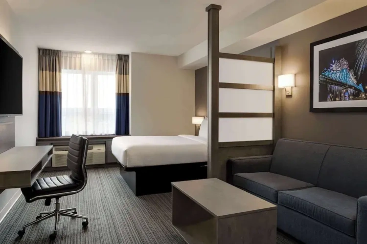 Business Double Suite