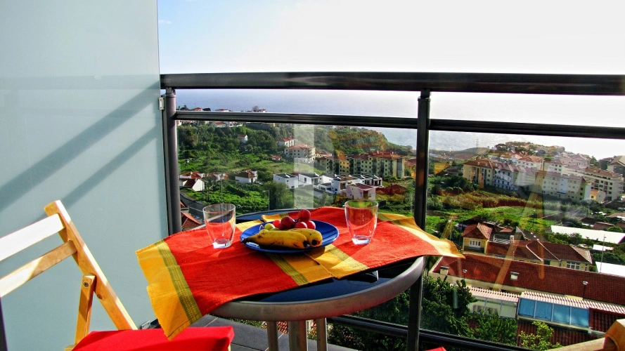 2 Bedrooms Quadruple Apartment with ocean view