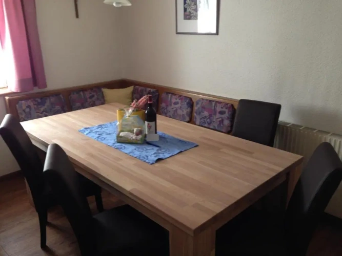 4 Bedrooms Chalet