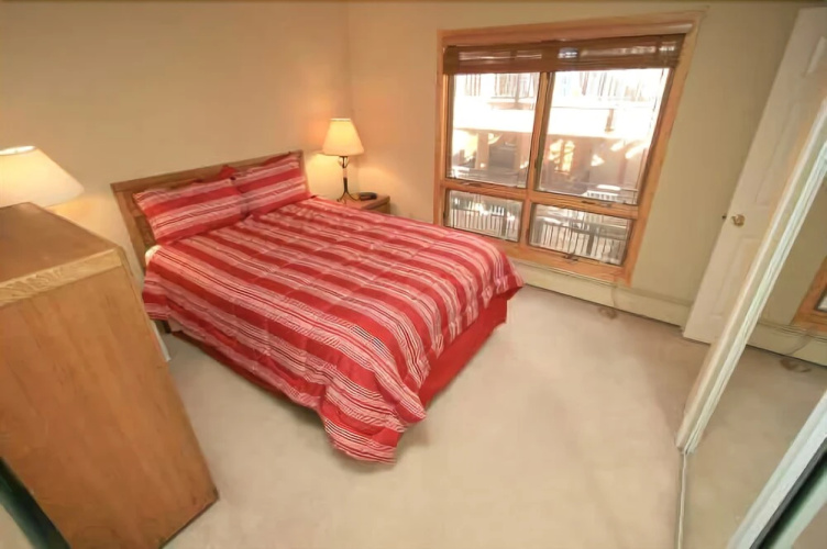 Condo with Pool & Hot Tubs, Free Shuttle by RedAwning
