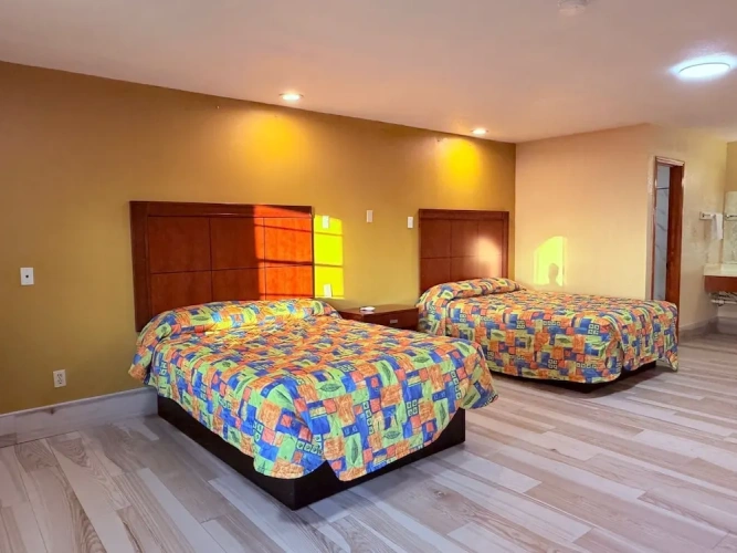 Standard Sextuple room