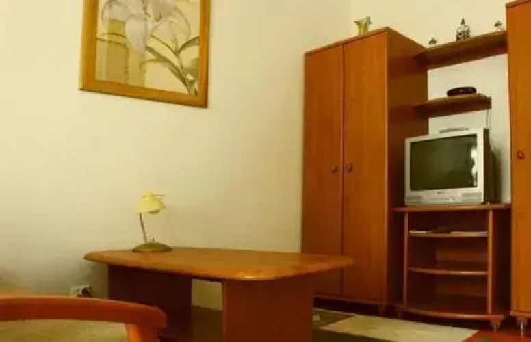 Nil Pol Apartments