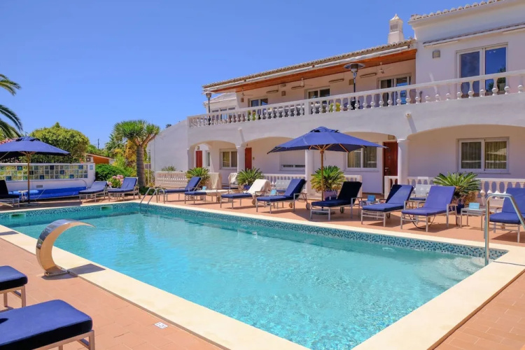 Monte Violeta Apt in Lagos