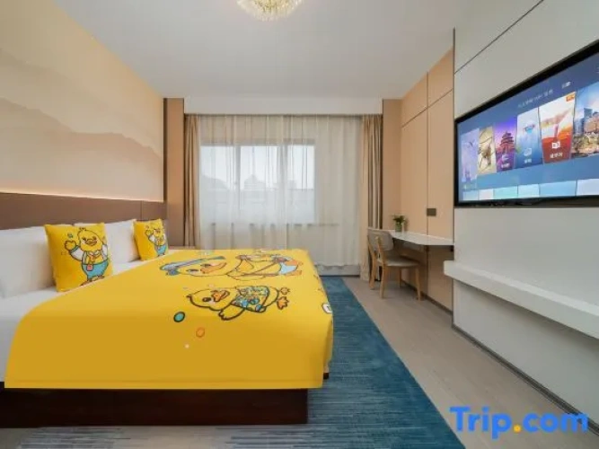 Quadruple Family Suite