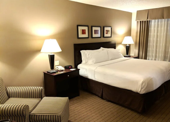 Clarion Inn