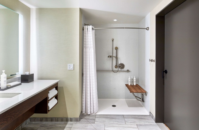 Embassy Suites by Hilton Nashville Downtown photo 10