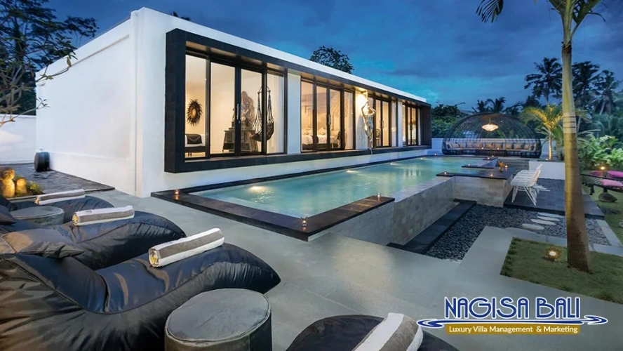 4 Bedrooms Villa