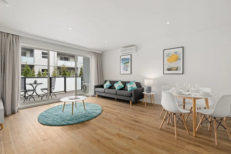 1 Bedroom Apartment with balcony