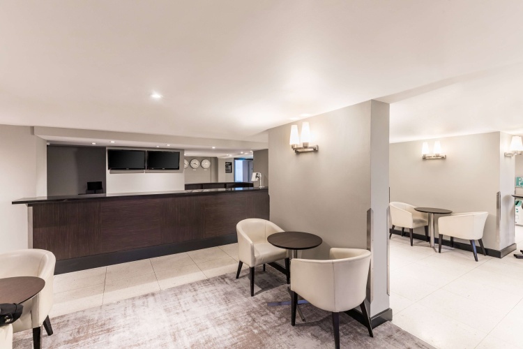 Radisson Red London Heathrow photo 34