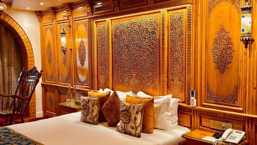 Premier Suite