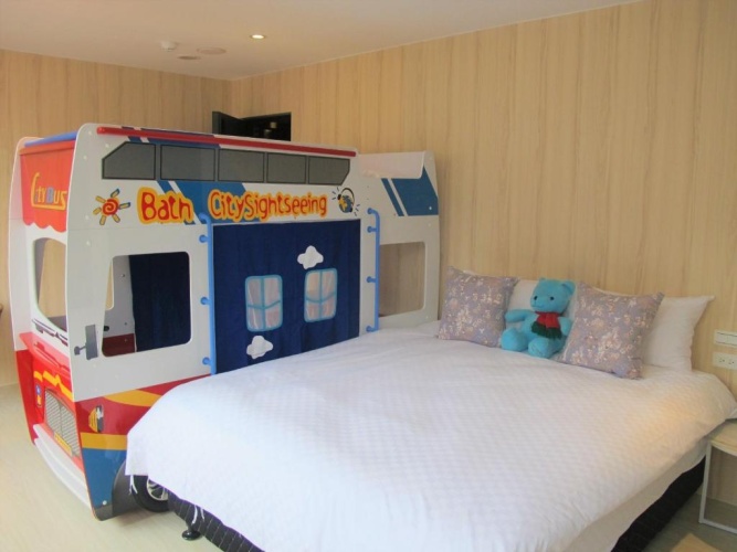 Deluxe Quadruple room