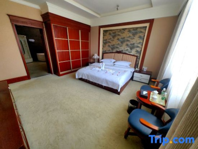 Presidential Suite