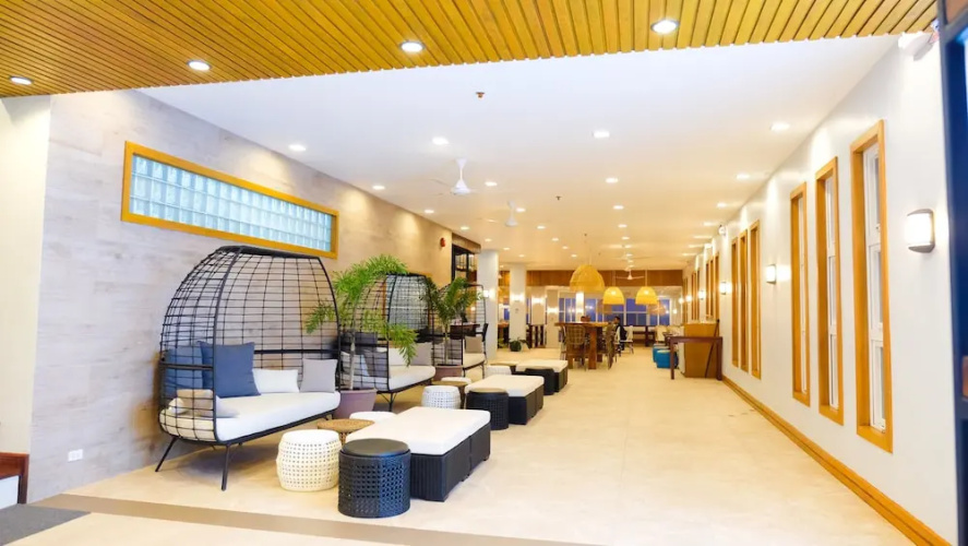 Punta Baler Hotel
