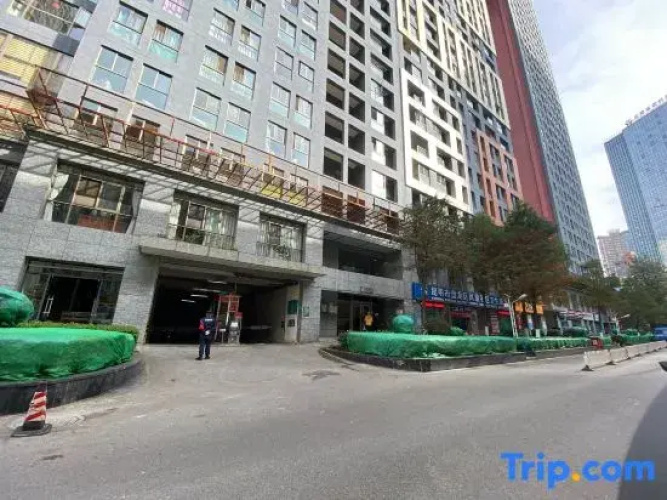 Yue Collection Hotel (Kunming Colorful Gate)