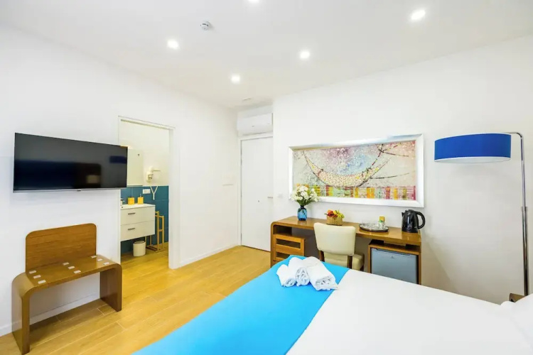 Carlo III guest house